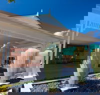 Embracia on the Avenue - Aged Care Find