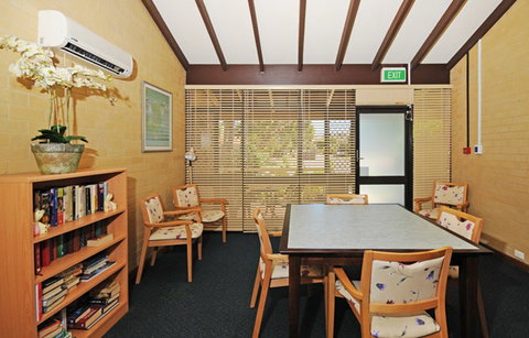 Servite Villa Hostel - Gold Coast Aged Care 2