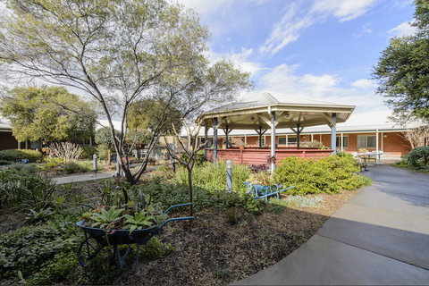 Elizabeth Gates Nursing Home - Gold Coast Aged Care 0