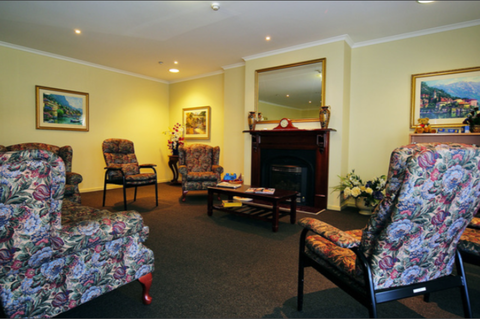 Opal South Valley - Gold Coast Aged Care 0