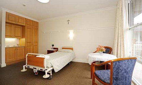 Peakhurst Lodge - Aged Care Gold Coast 1